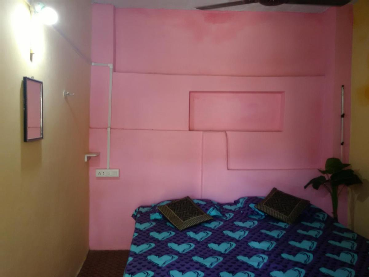 Shiva Lodge Varanasi Exteriör bild